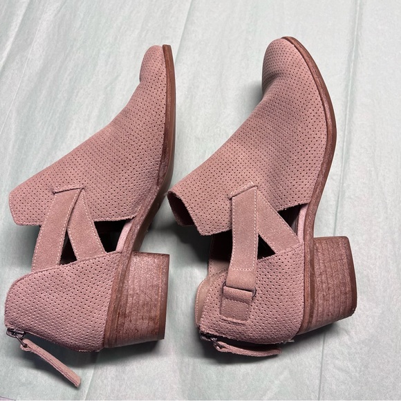 Dolce Vita Tan‎ Suede Booties CC - Picture 4 of 9